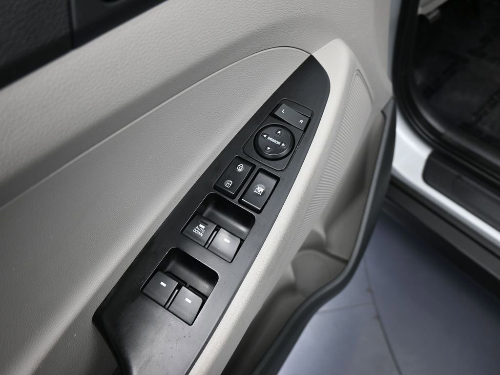 Used 2017 Hyundai Tucson SE image 13