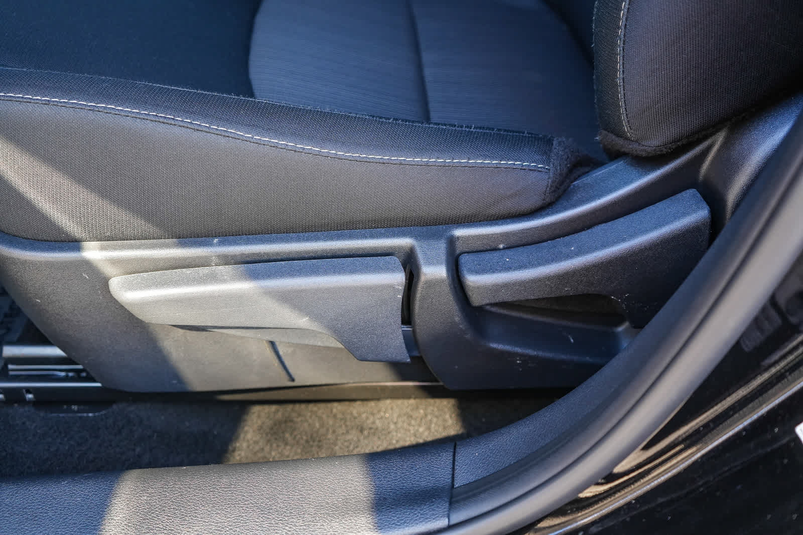 Used 2025 Nissan Sentra SV w/ All-Weather Package FWD image 20