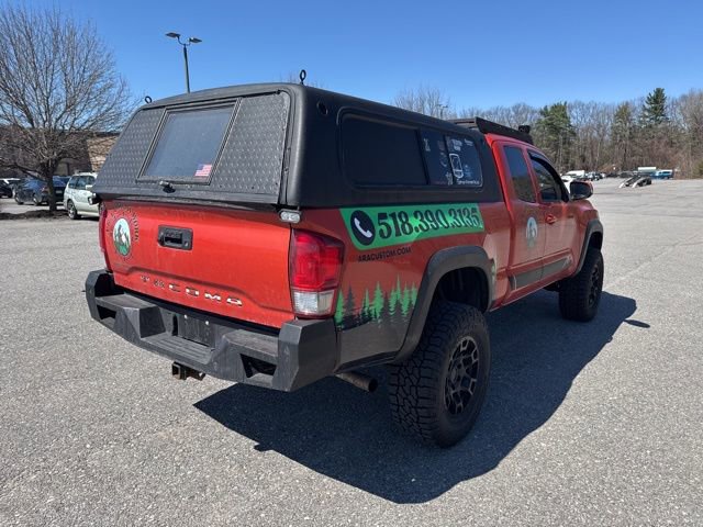 Used 2016 Toyota Tacoma TRD Sport w/ Towing Package image 7