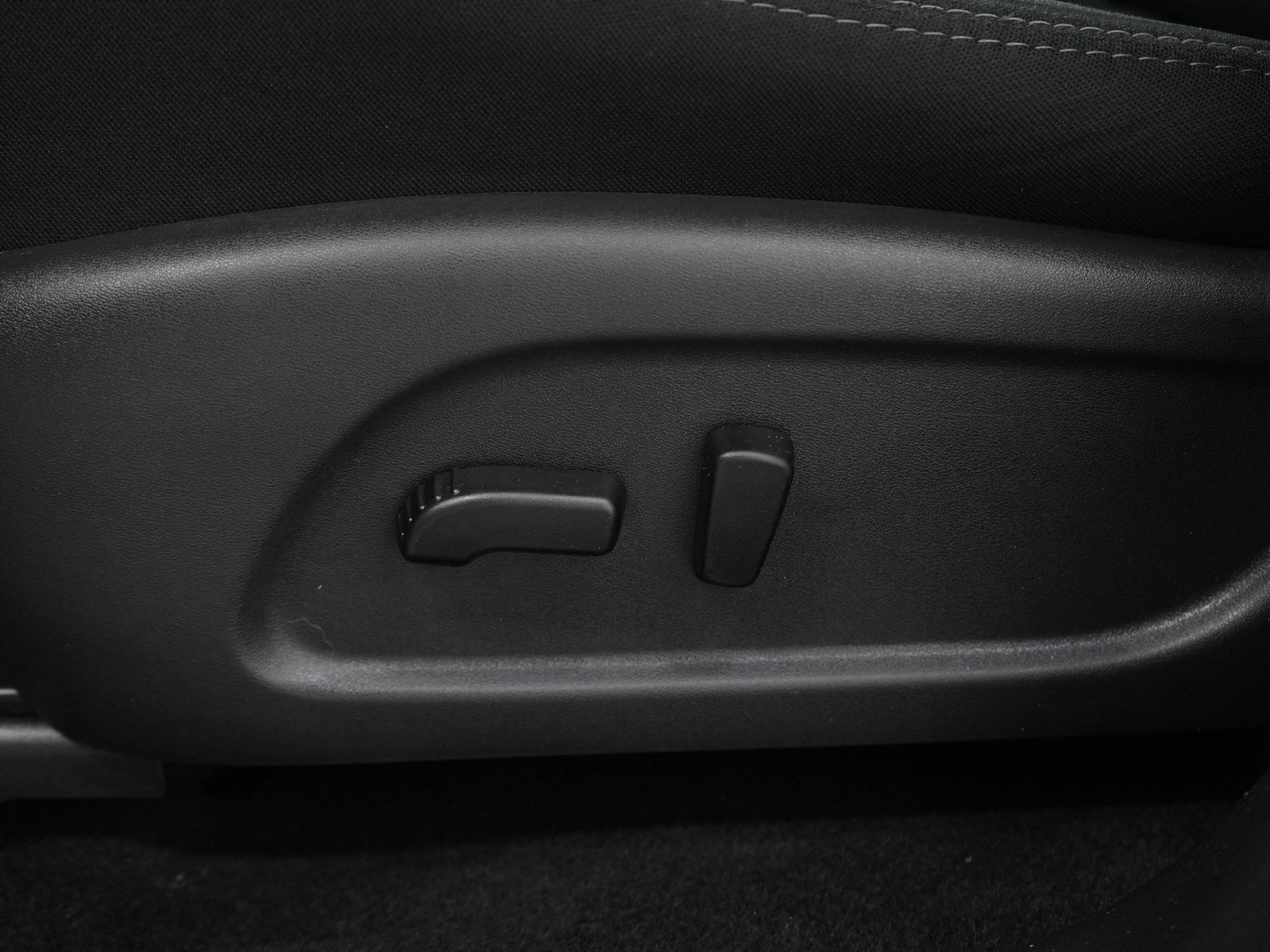 Used 2019 Nissan Pathfinder S AWD/4WD image 27