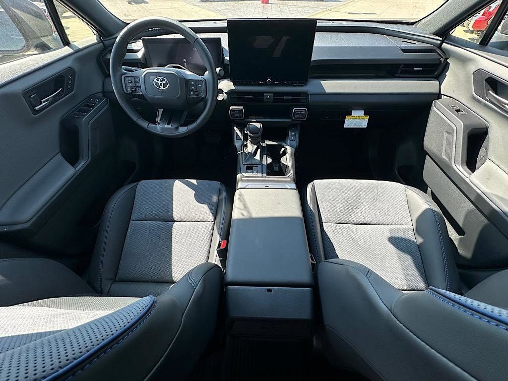 New 2026 Toyota RAV4 XSE AWD/4WD image 9