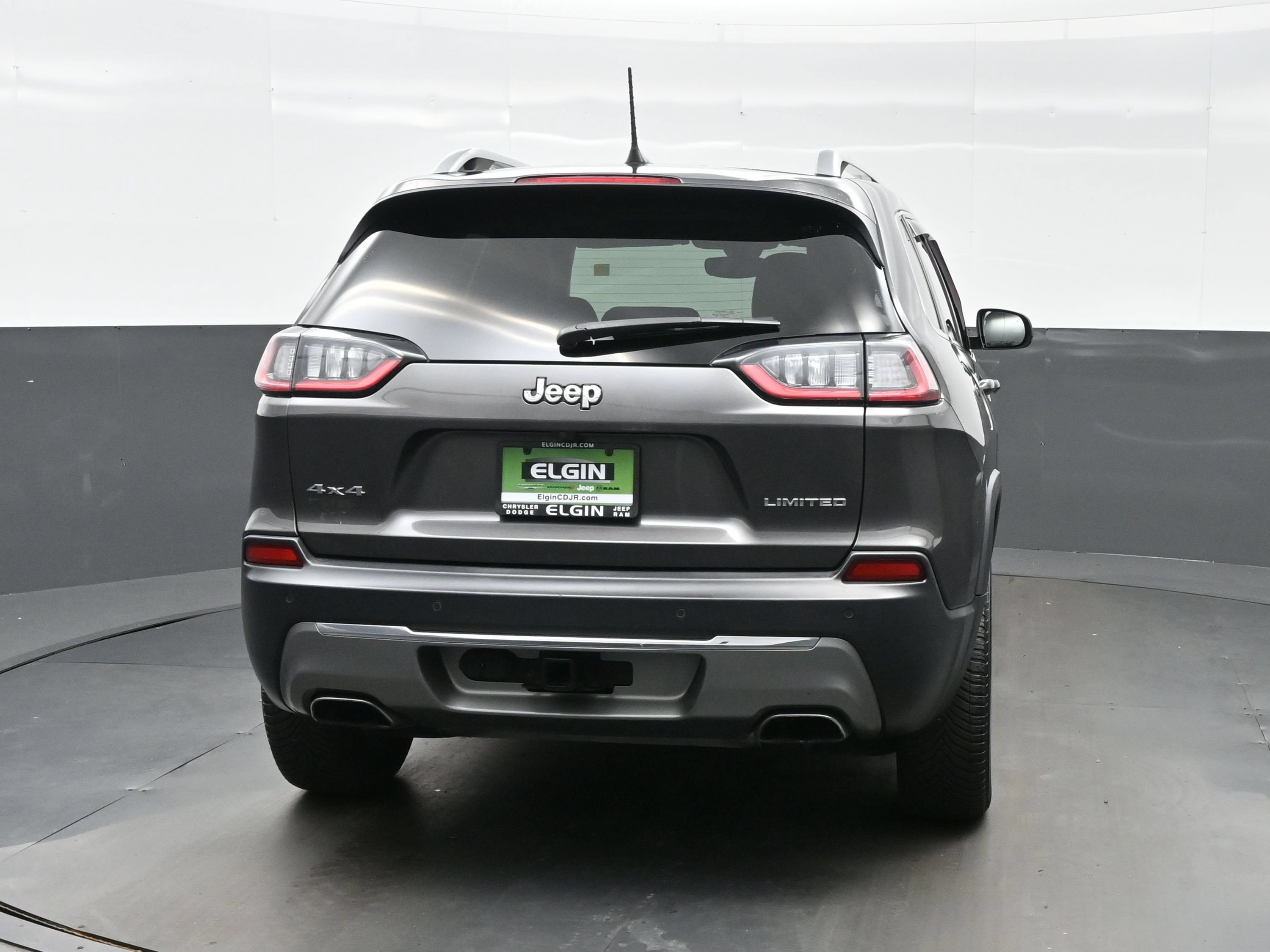 Used 2019 Jeep Cherokee Limited w/ Trailer Tow Group AWD/4WD image 7