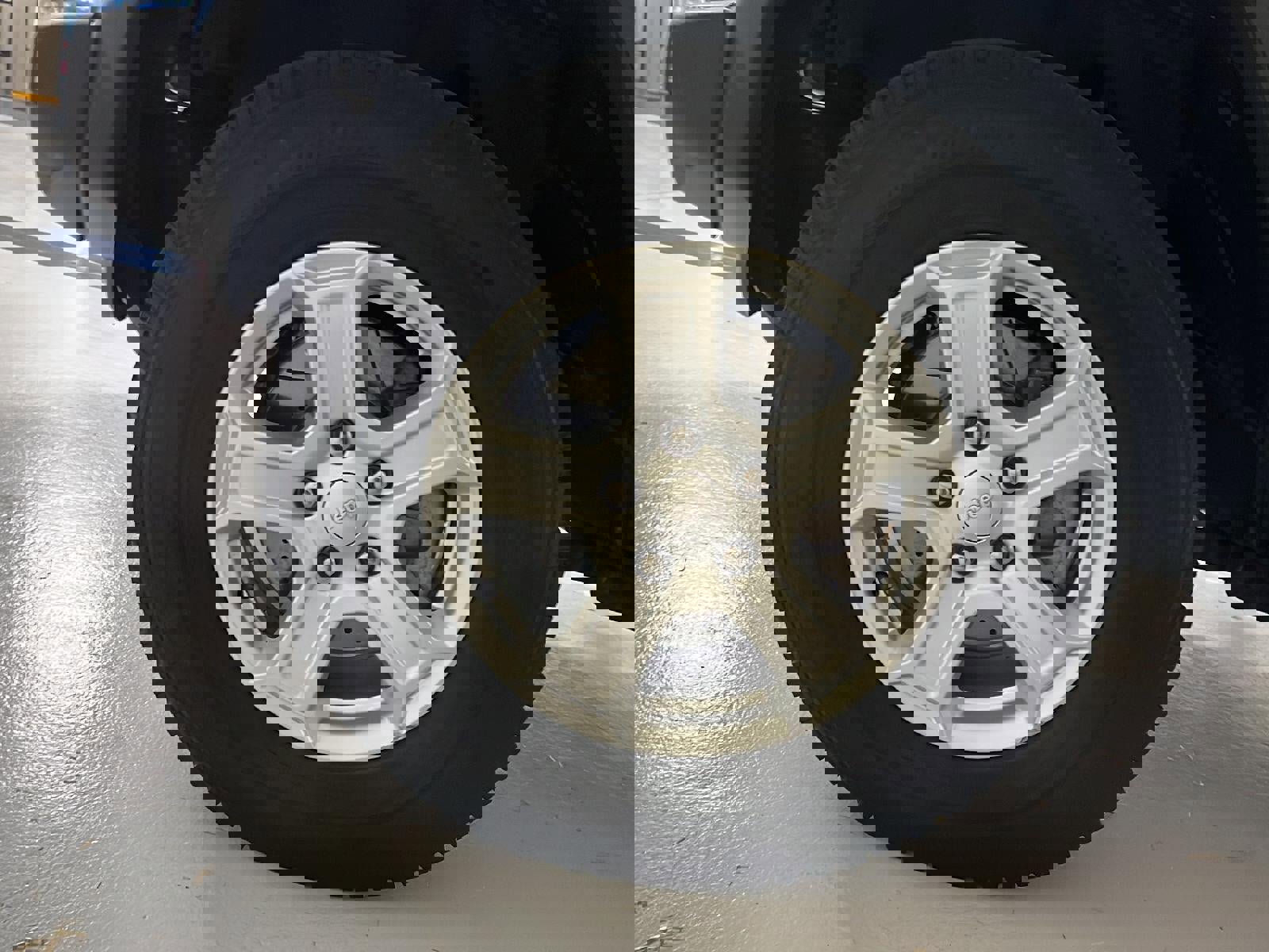 Used 2020 Jeep Wrangler Sport S image 28