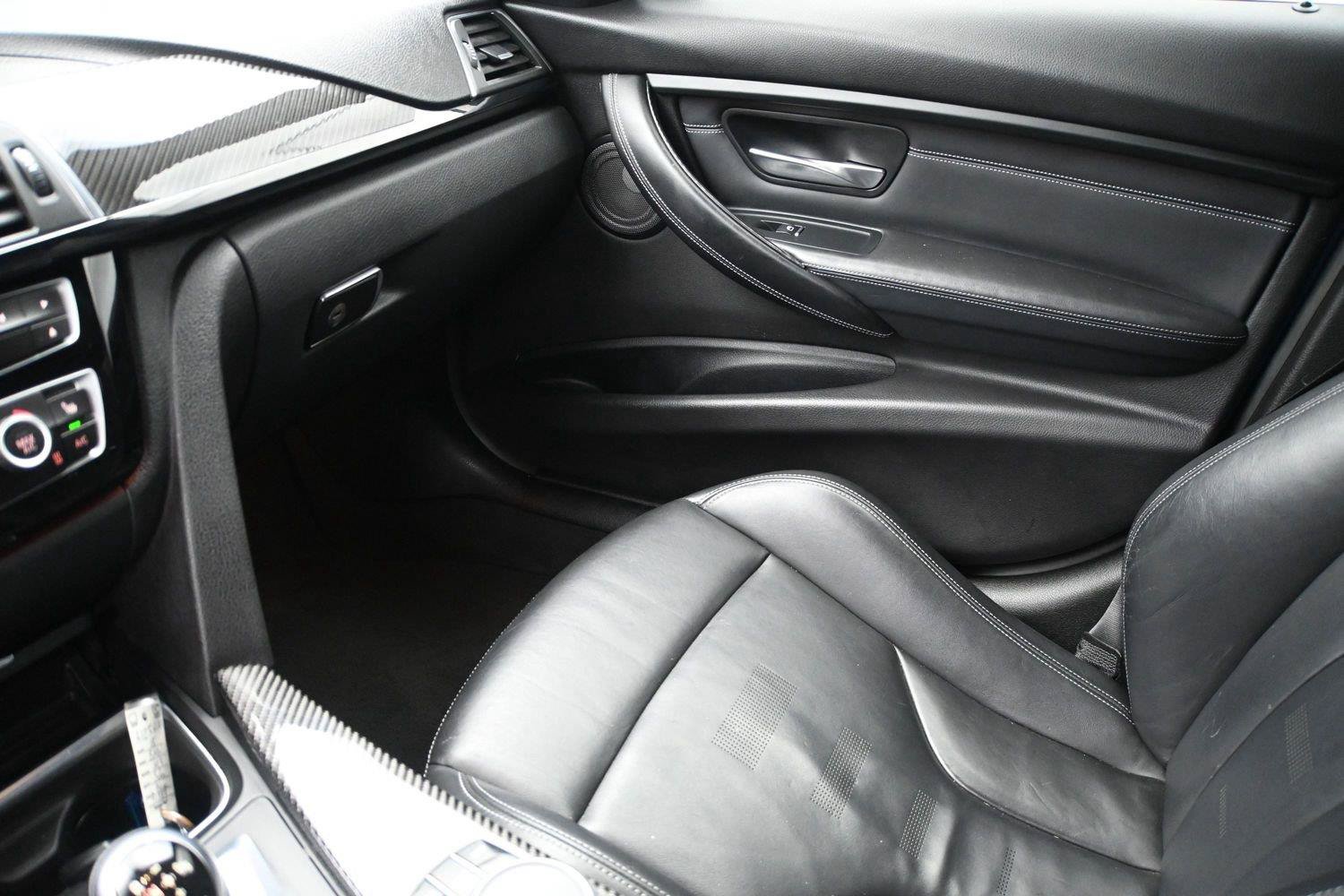 Used 2018 BMW M3 RWD image 6