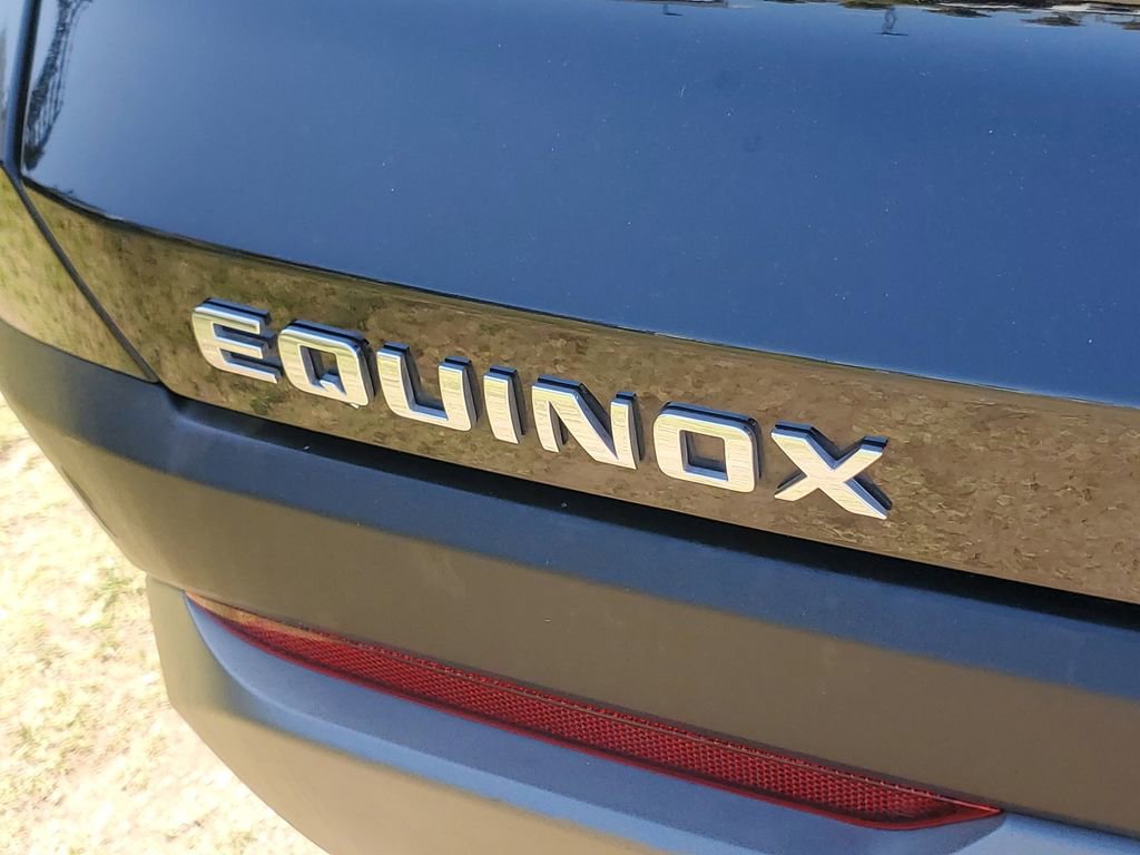 Used 2026 Chevrolet Equinox LT FWD image 8