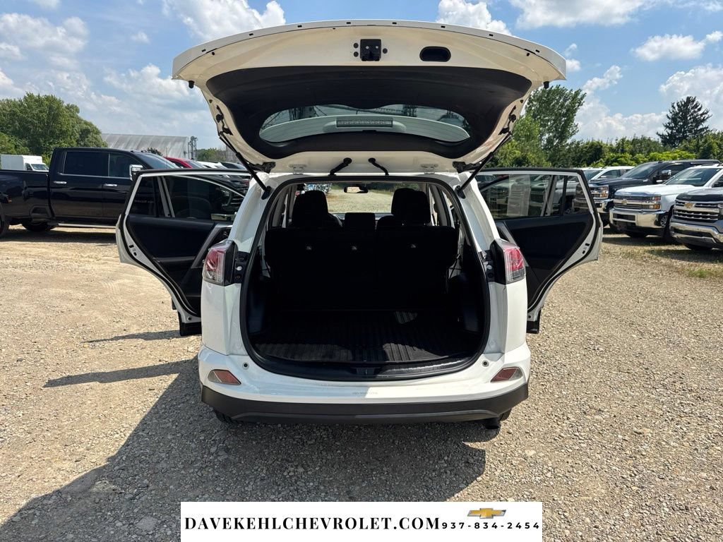 Used 2017 Toyota RAV4 LE w/ All Weather Liner Package AWD/4WD image 14