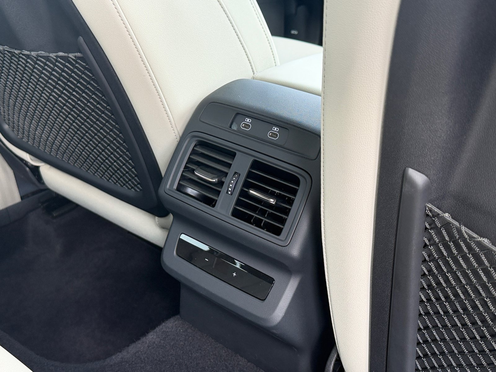 Used 2025 Audi Q5 Premium Plus w/ Premium Plus AWD/4WD image 25