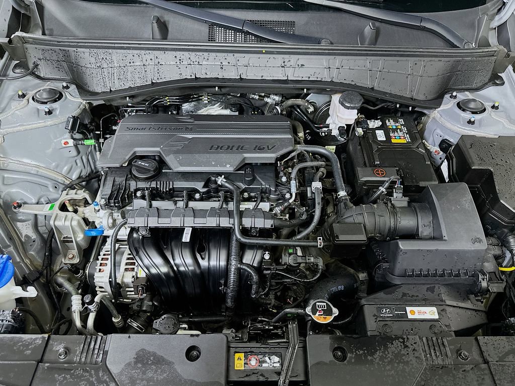 Used 2025 Hyundai Kona SEL FWD image 9