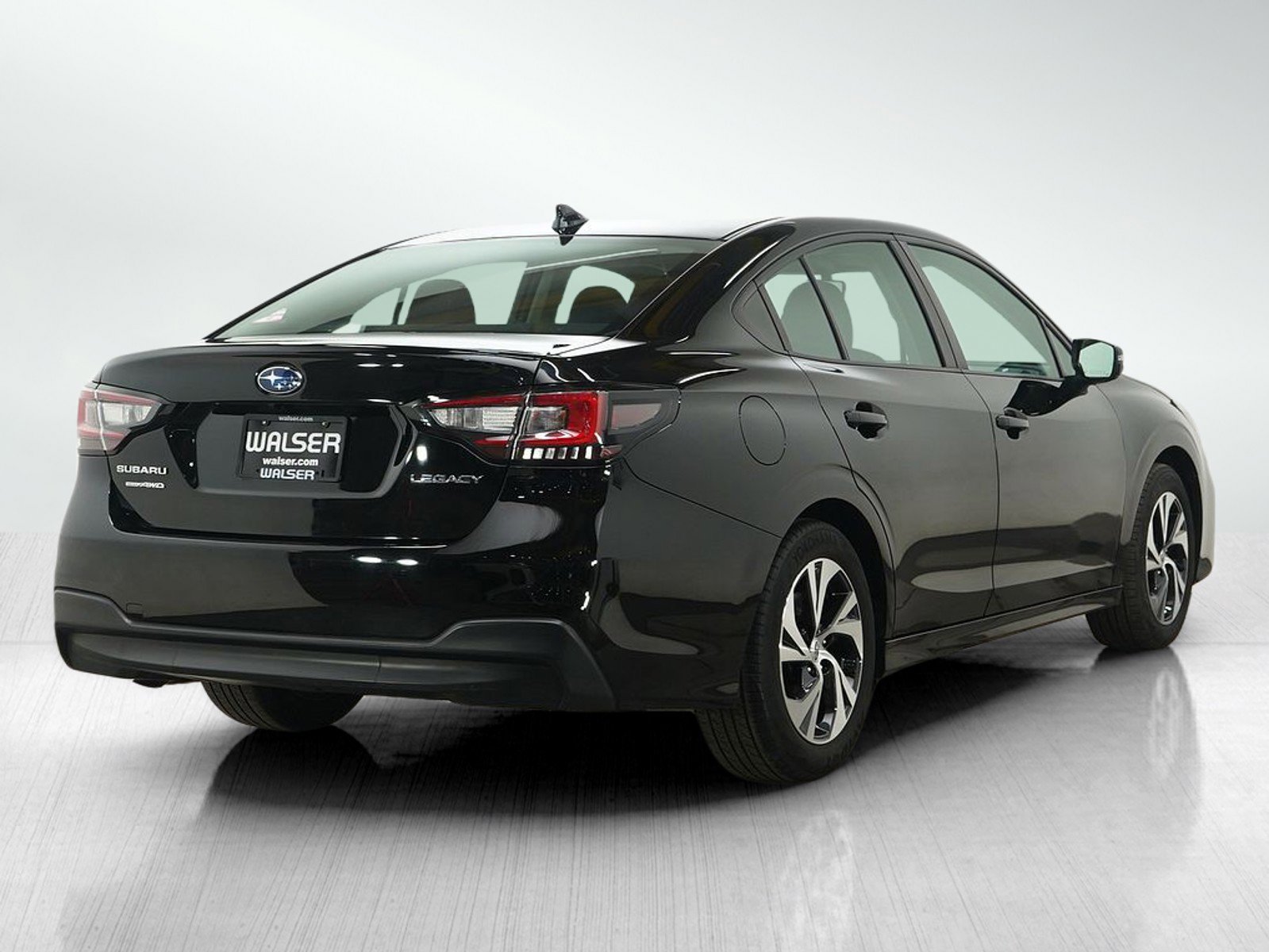 Used 2024 Subaru Legacy Premium image 5