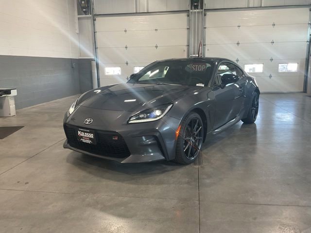 New 2026 Toyota GR86 Premium RWD image 3