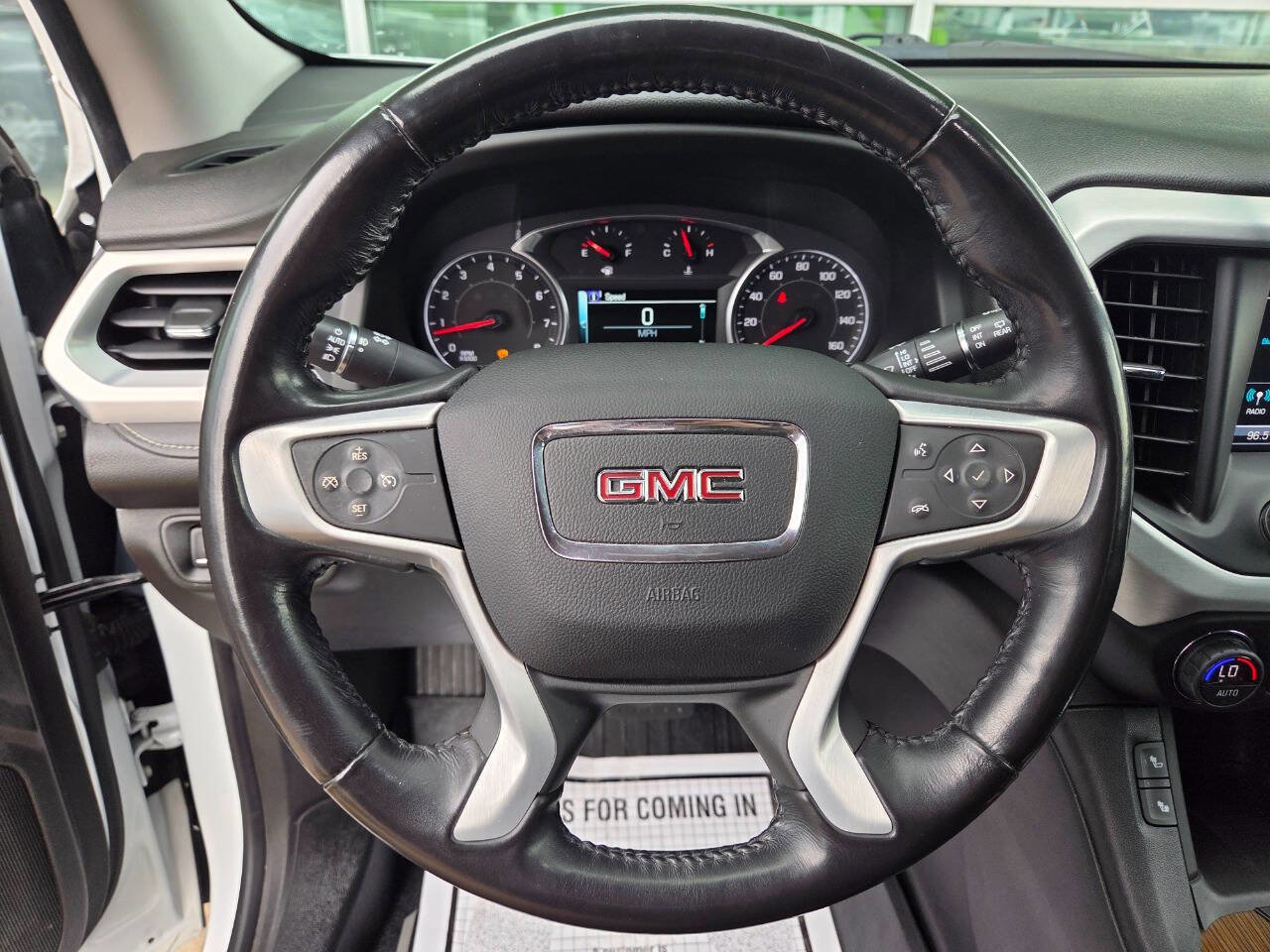 Used 2018 GMC Acadia SLE w/ LPO, Floor Liner Package image 30