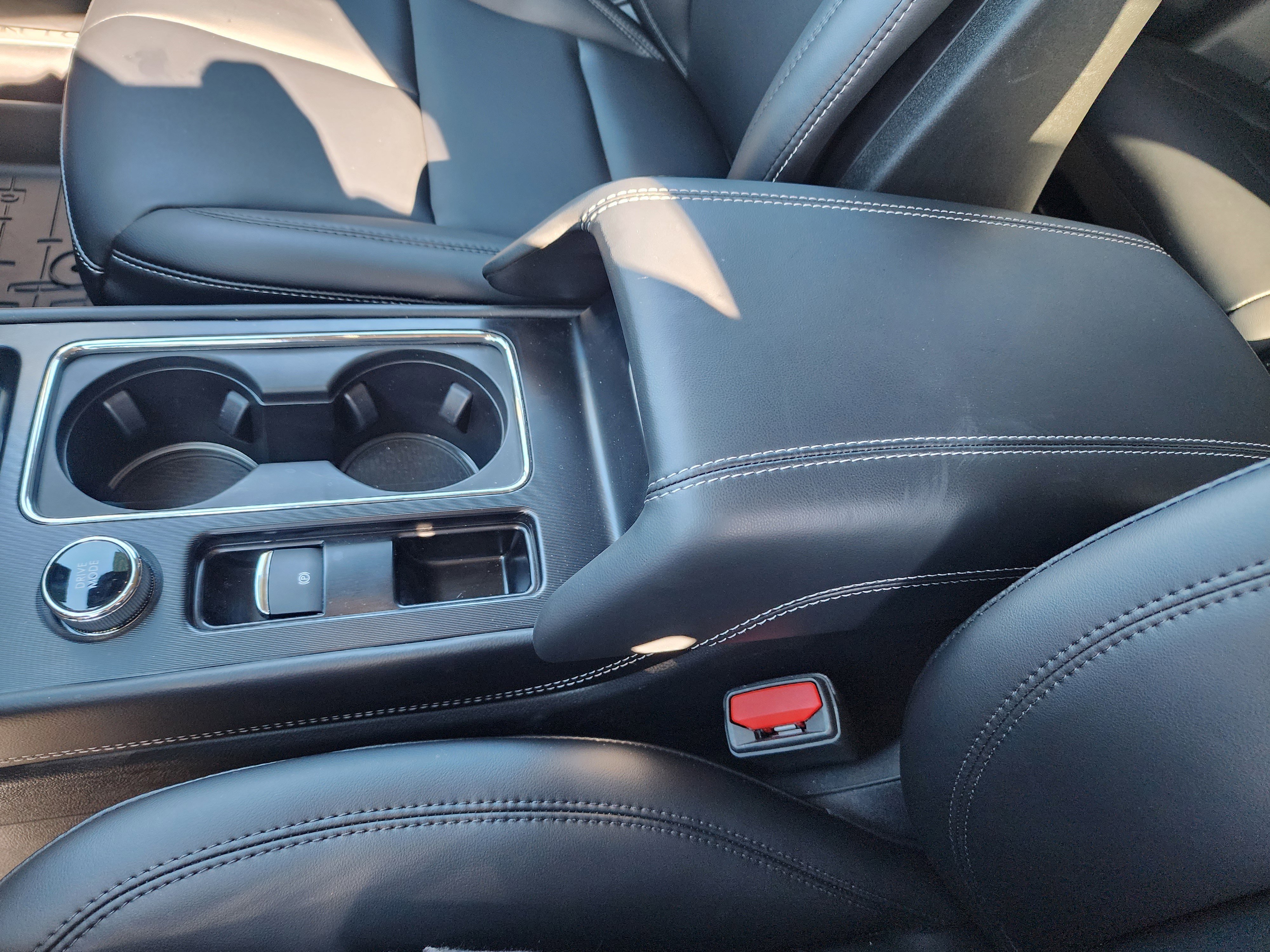 Used 2025 Lincoln Corsair FWD image 34