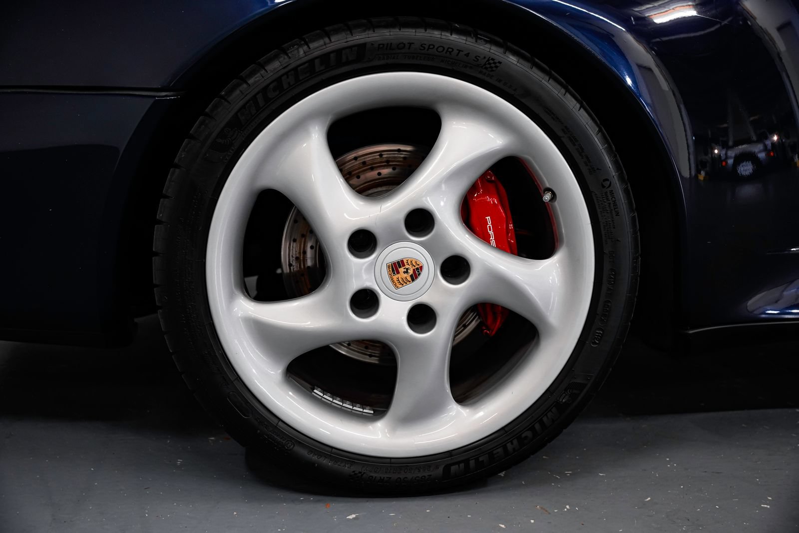 Used 1996 Porsche 911 Carrera 4S AWD/4WD image 52