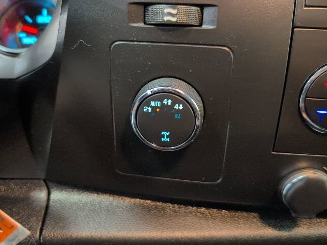 Certified 2013 GMC Sierra 1500 SLE w/ Power Tech Package image 17