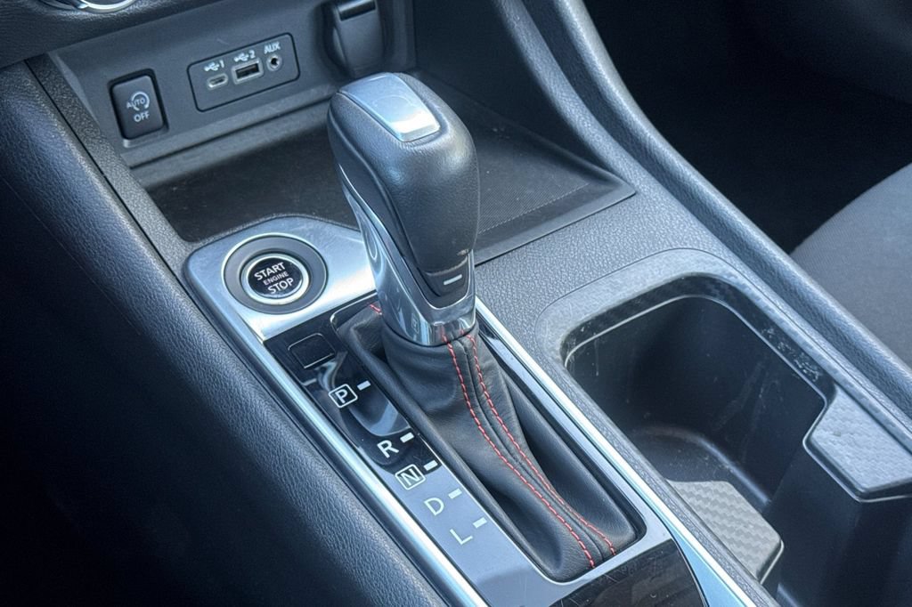 Certified 2024 Nissan Sentra SR FWD image 20