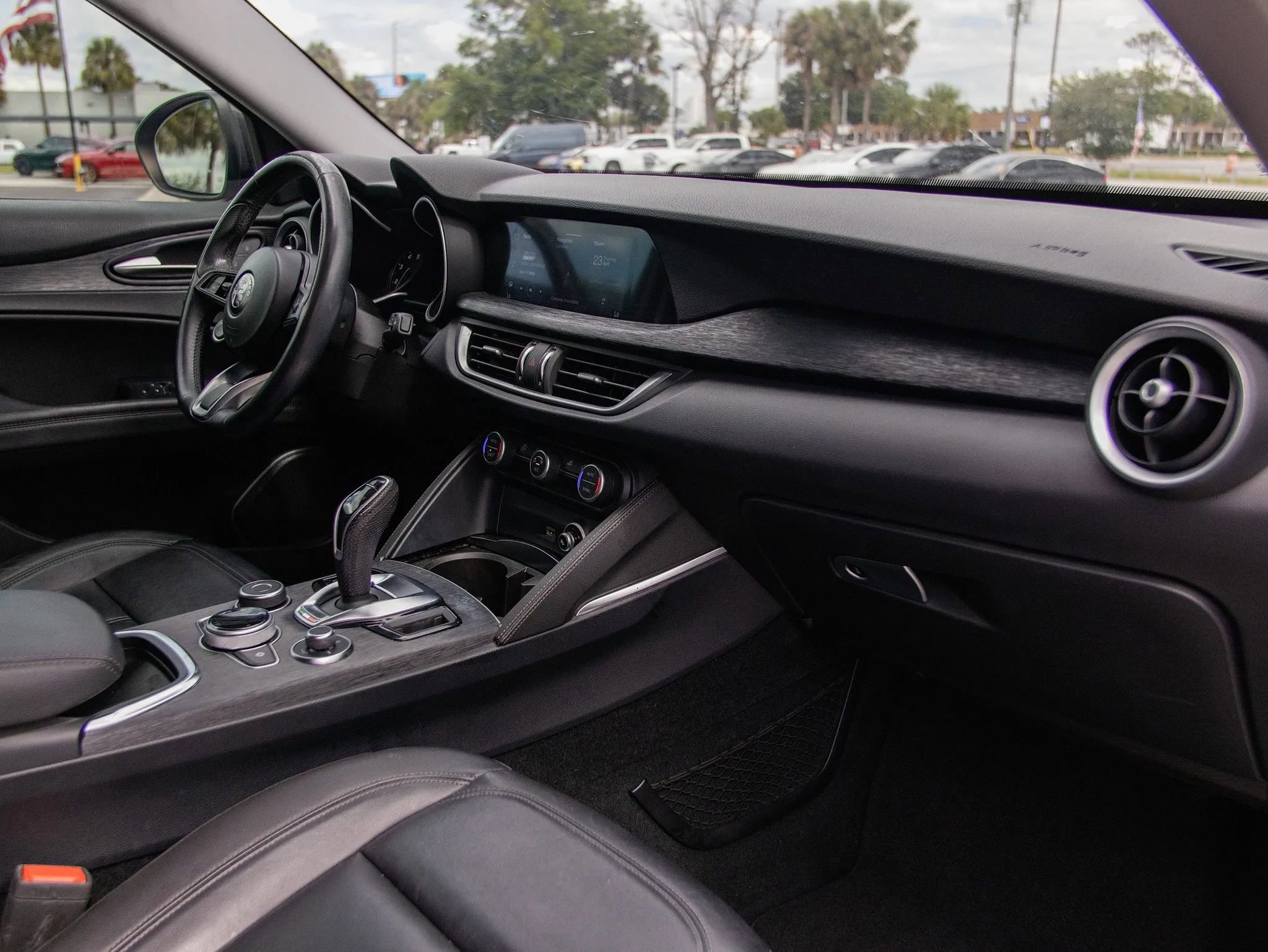 Used 2020 Alfa Romeo Stelvio Sport w/ Quick Order Package 22K Sport RWD image 23