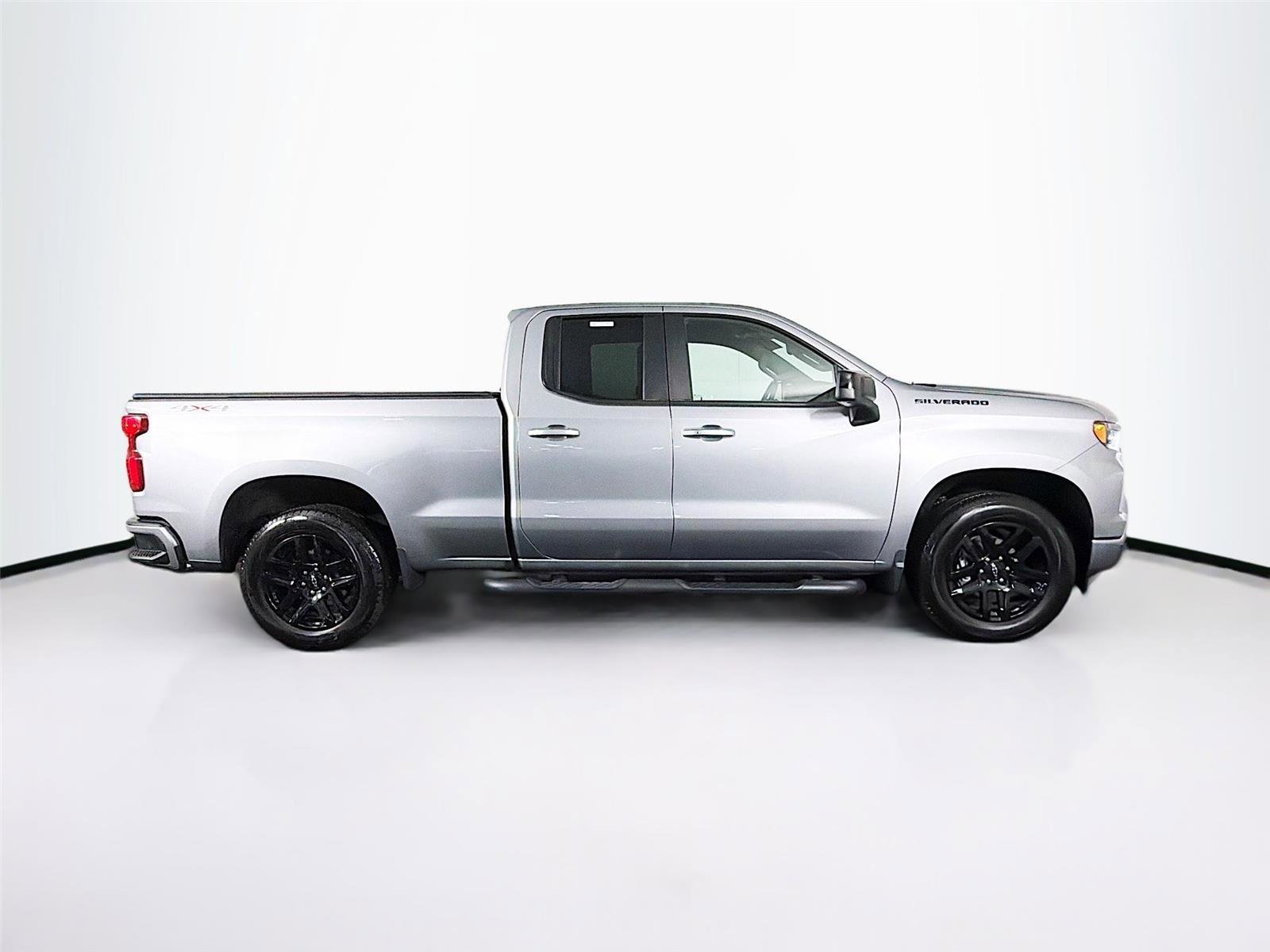 Used 2023 Chevrolet Silverado 1500 RST AWD/4WD image 8
