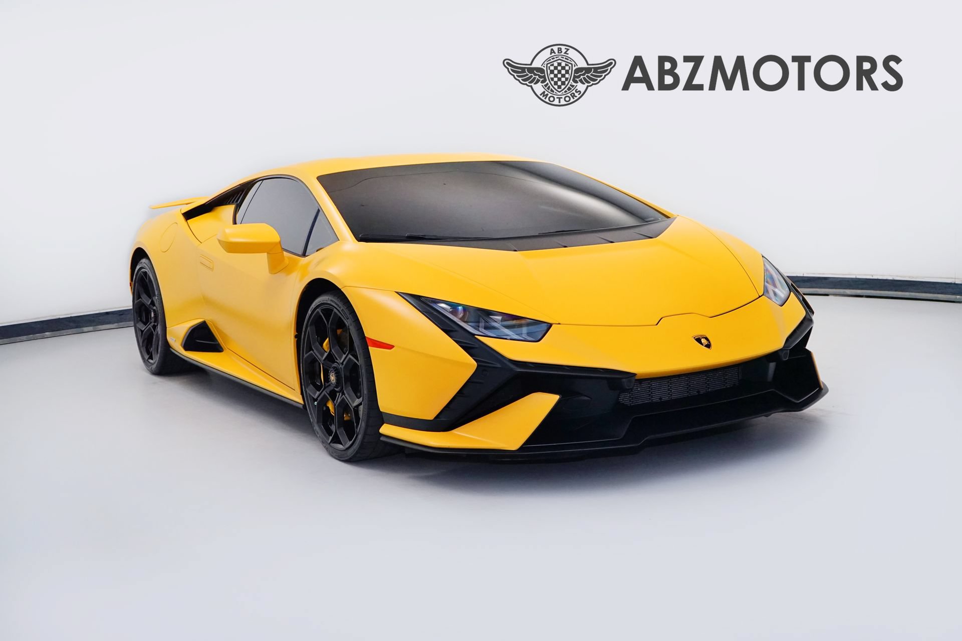 Used 2023 Lamborghini Huracan Tecnica RWD image 1