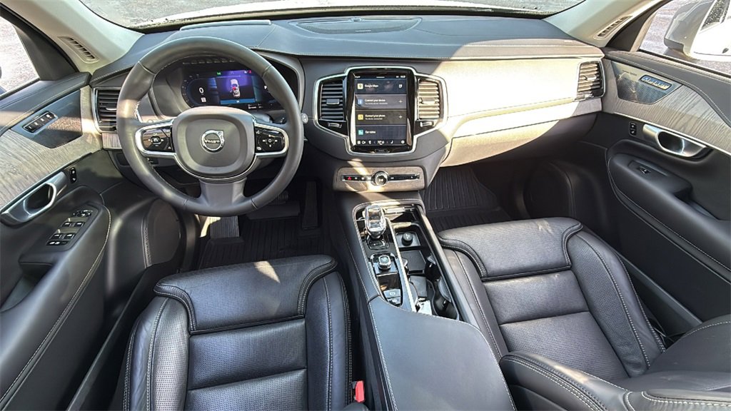 Certified 2024 Volvo XC90 T8 Ultimate w/ Protection Package image 7