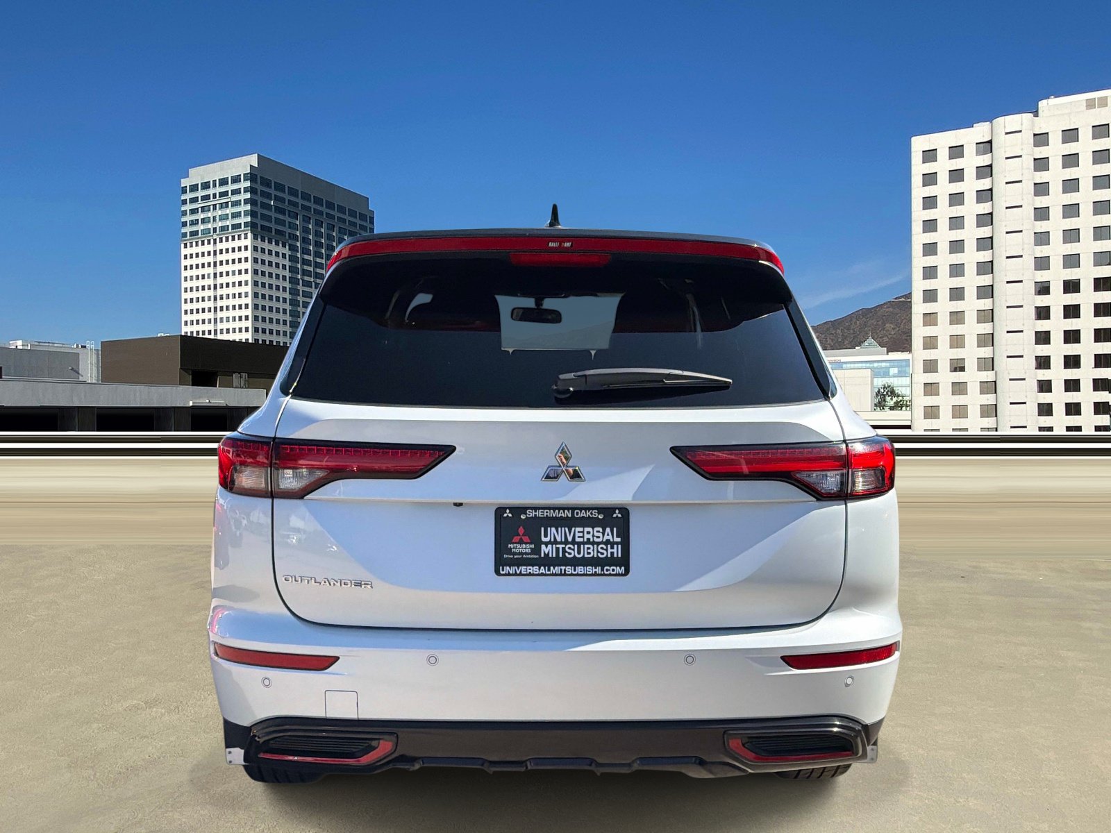 Used 2024 Mitsubishi Outlander Ralliart AWD/4WD image 4