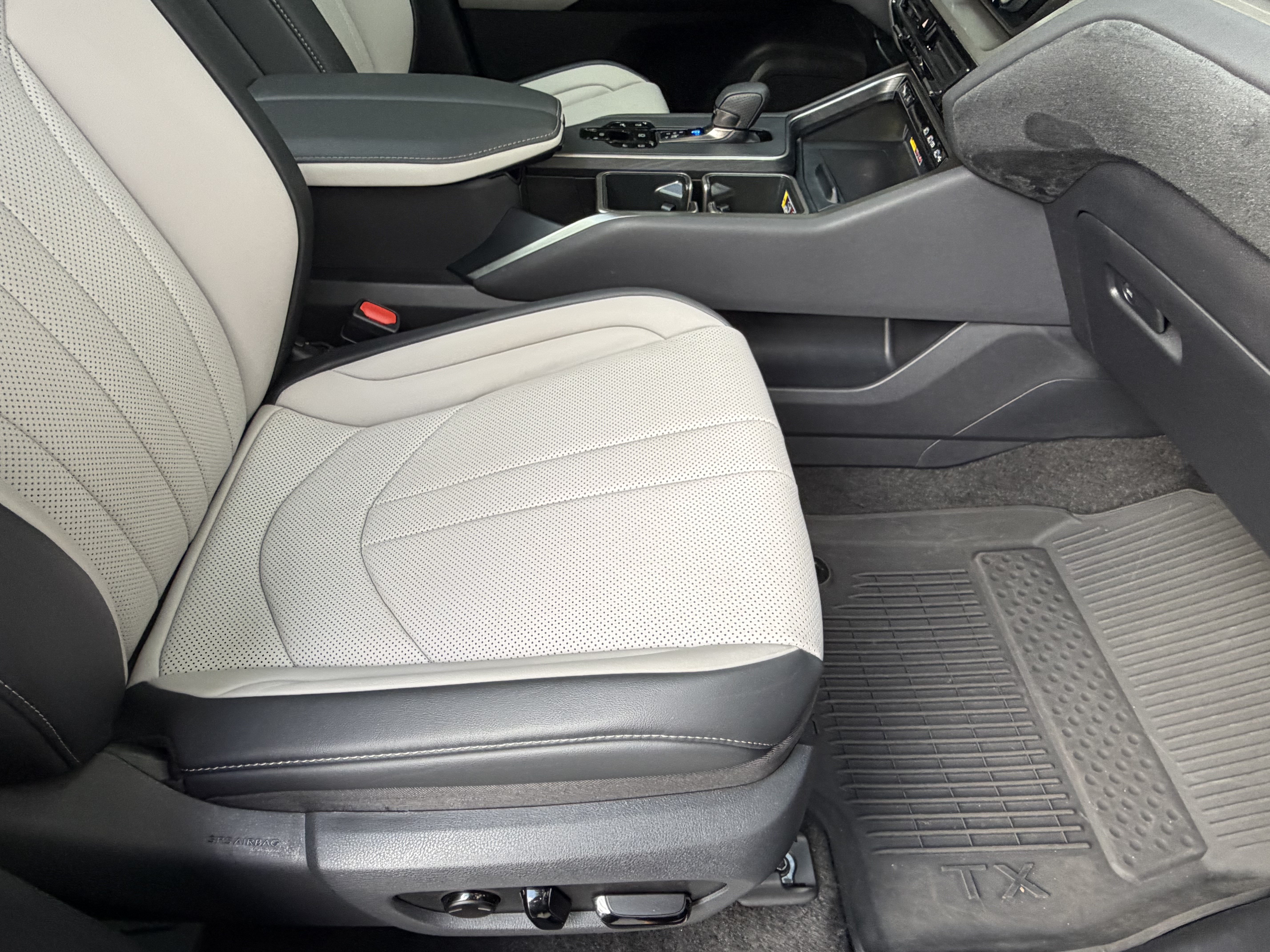 Used 2026 Lexus TX 350 AWD w/ Technology Package image 44