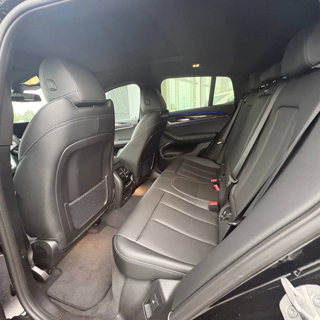 Used 2025 BMW X4 xDrive30i w/ Premium Package AWD/4WD image 10