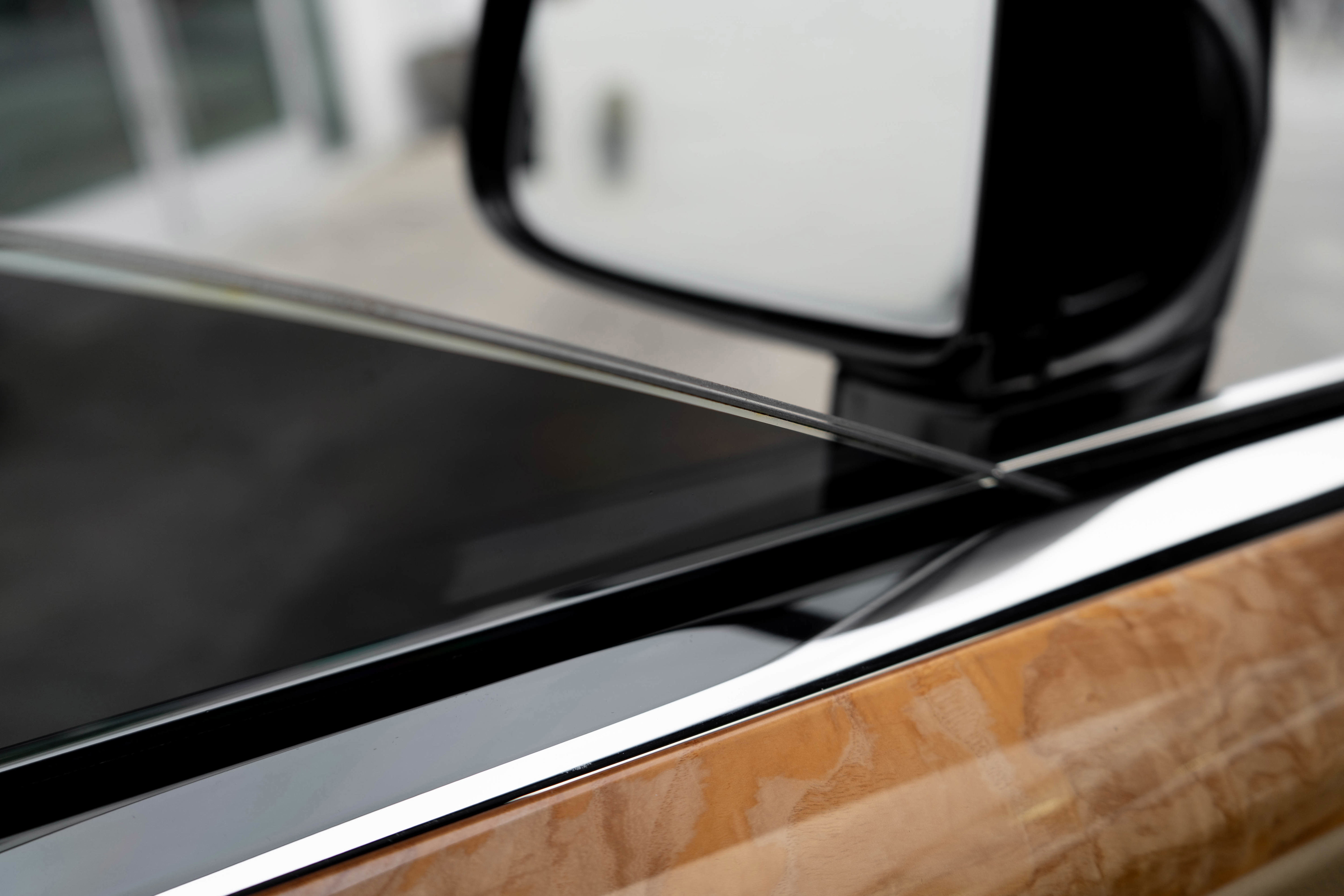 Used 2017 Rolls-Royce Ghost image 18