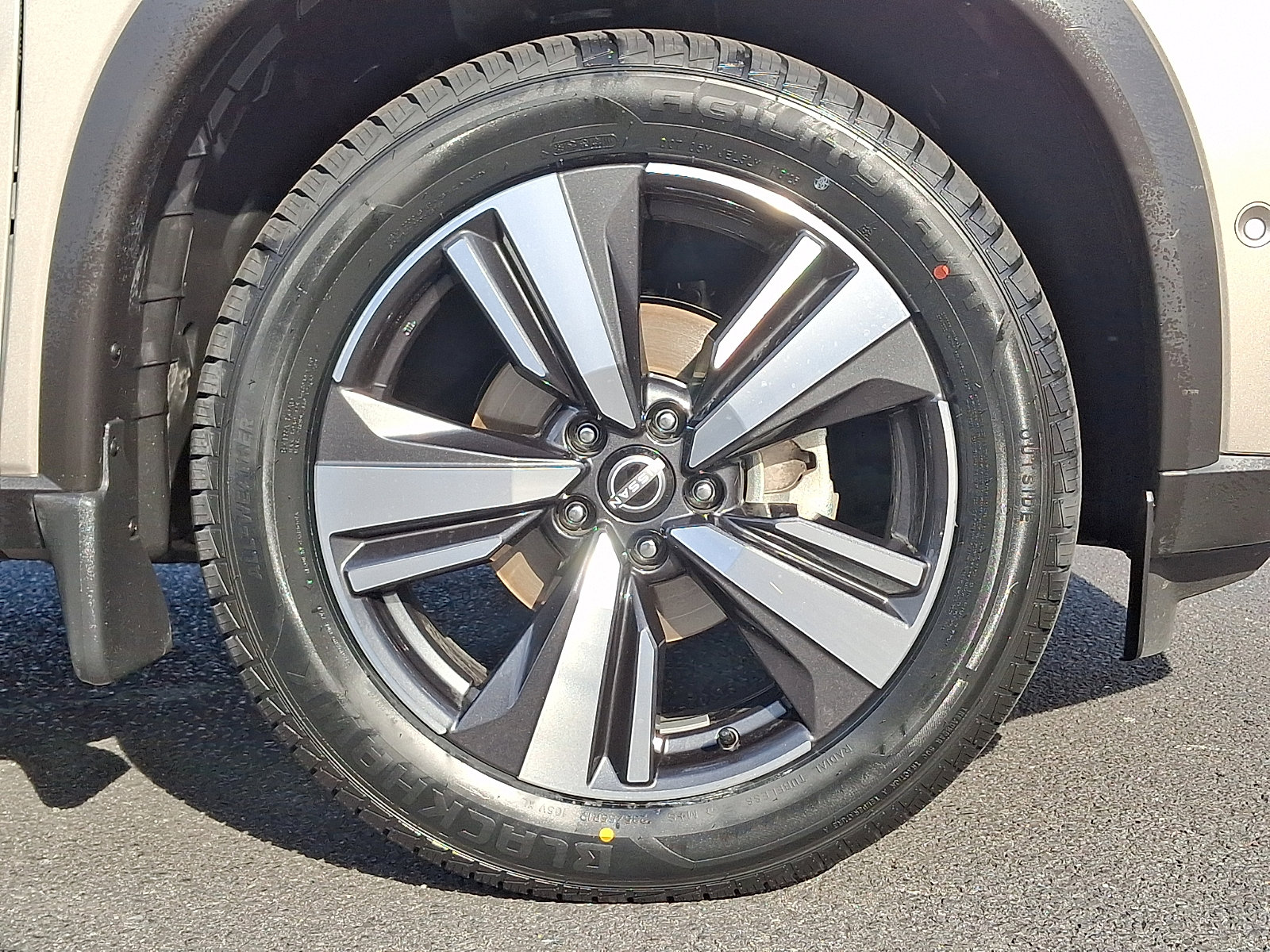 Certified 2023 Nissan Rogue Platinum w/ Platinum Premium Package AWD/4WD image 8
