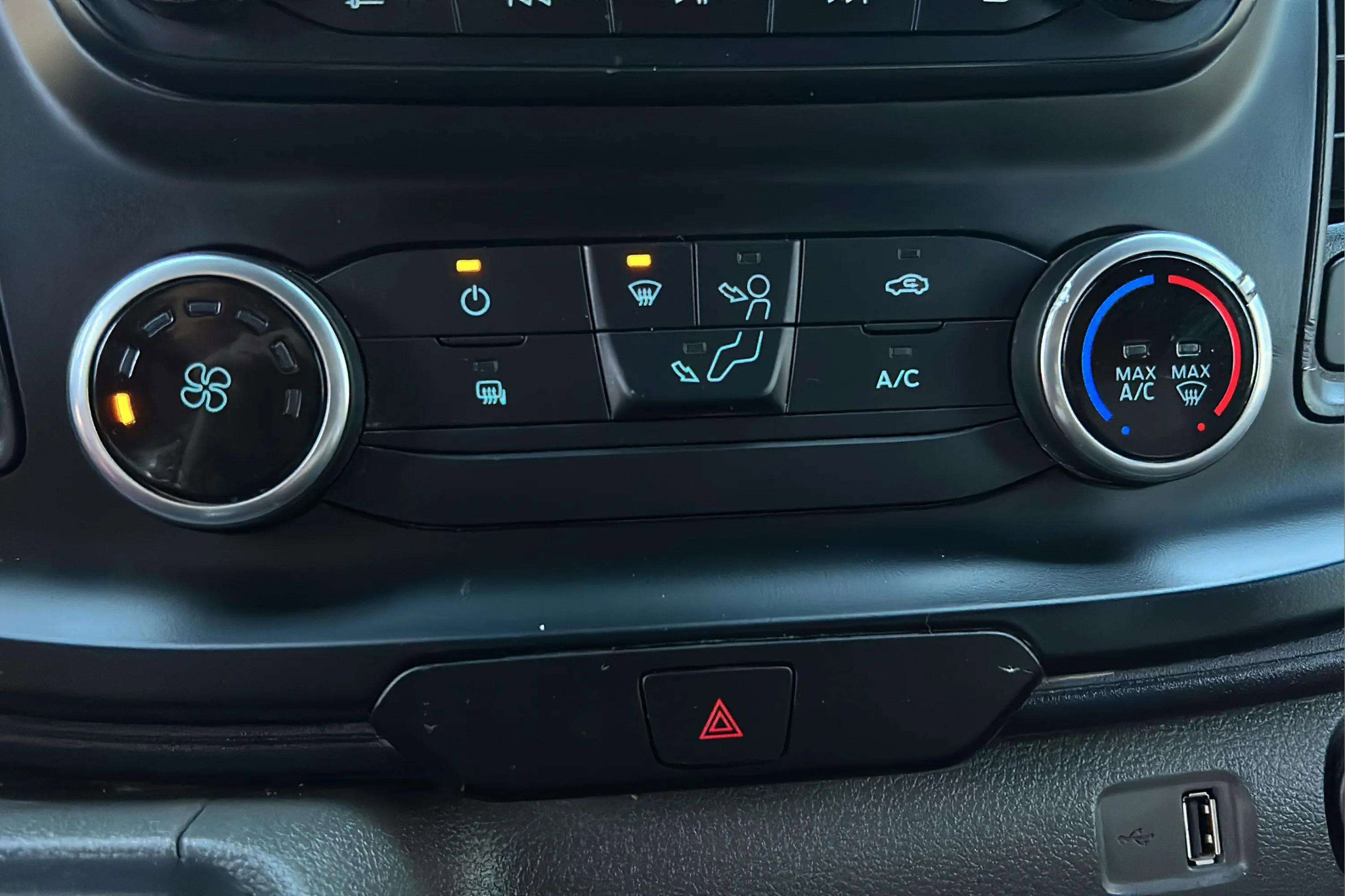 Used 2023 Ford Transit 250 148 High Roof image 23