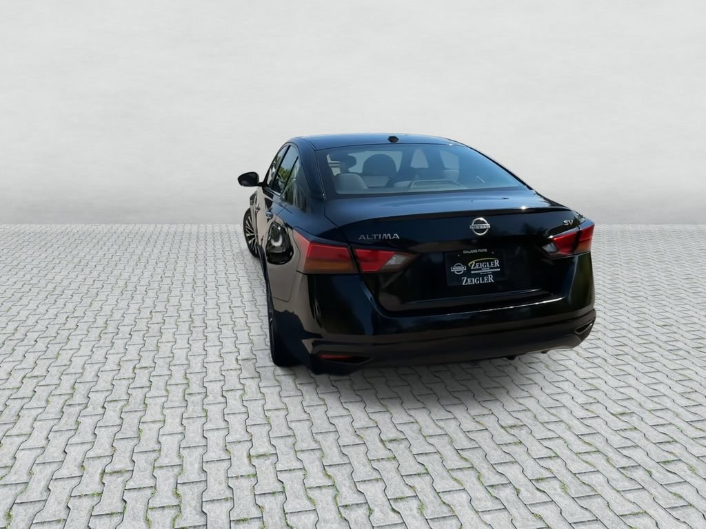 Certified 2023 Nissan Altima 2.5 SV FWD image 8