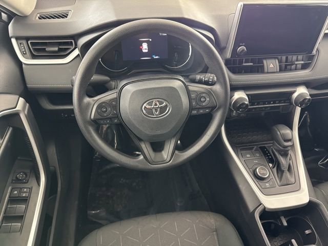 Used 2024 Toyota RAV4 XLE image 25