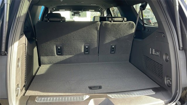 New 2026 Chevrolet Suburban RST image 32