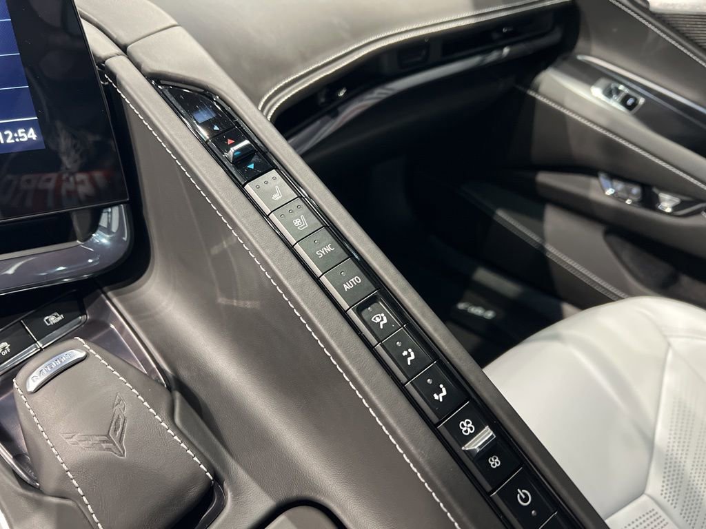 Used 2023 Chevrolet Corvette Stingray Premium Conv w/ Stealth Interior Trim Package image 19