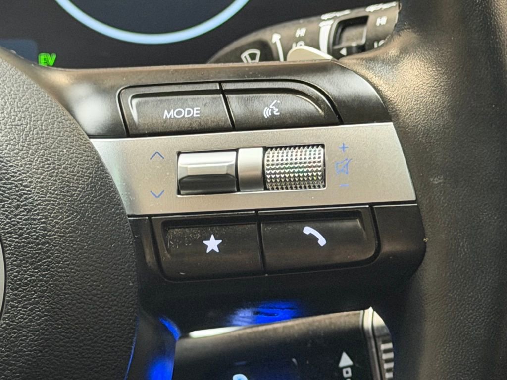 Certified 2025 Hyundai Tucson Limited image 17