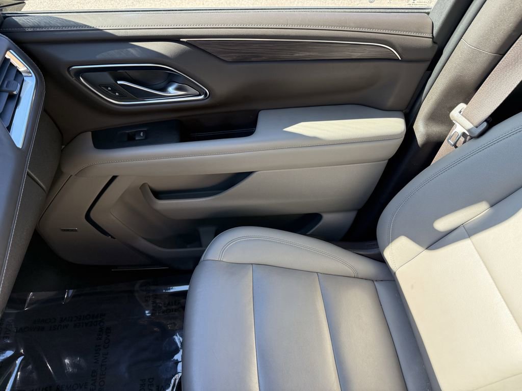 Used 2022 Chevrolet Suburban Z71 w/ Z71 Off-Road Package image 31