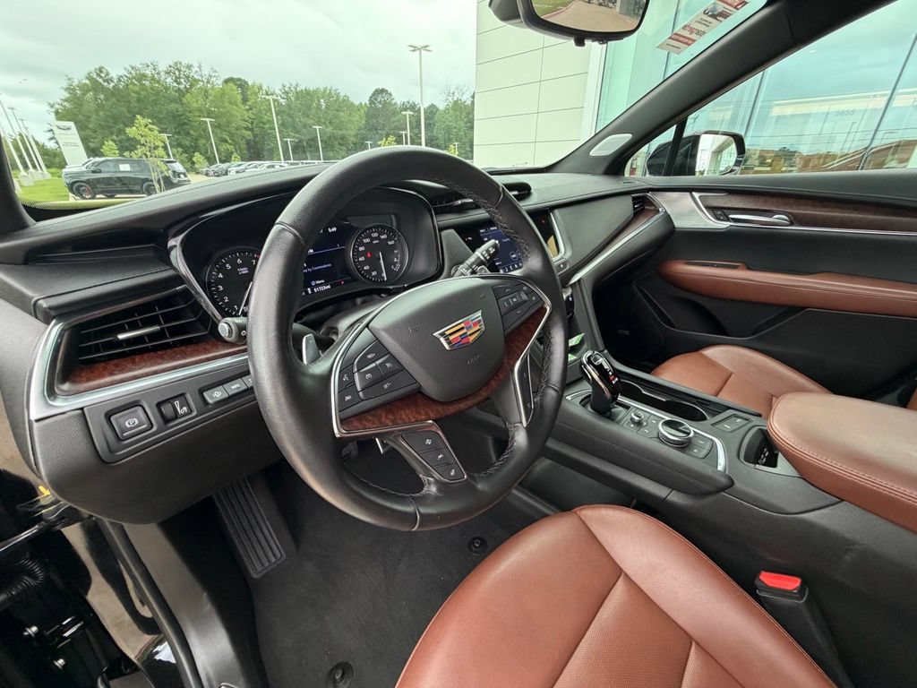 Used 2023 Cadillac XT5 Sportv w/ Technology Package AWD/4WD image 11