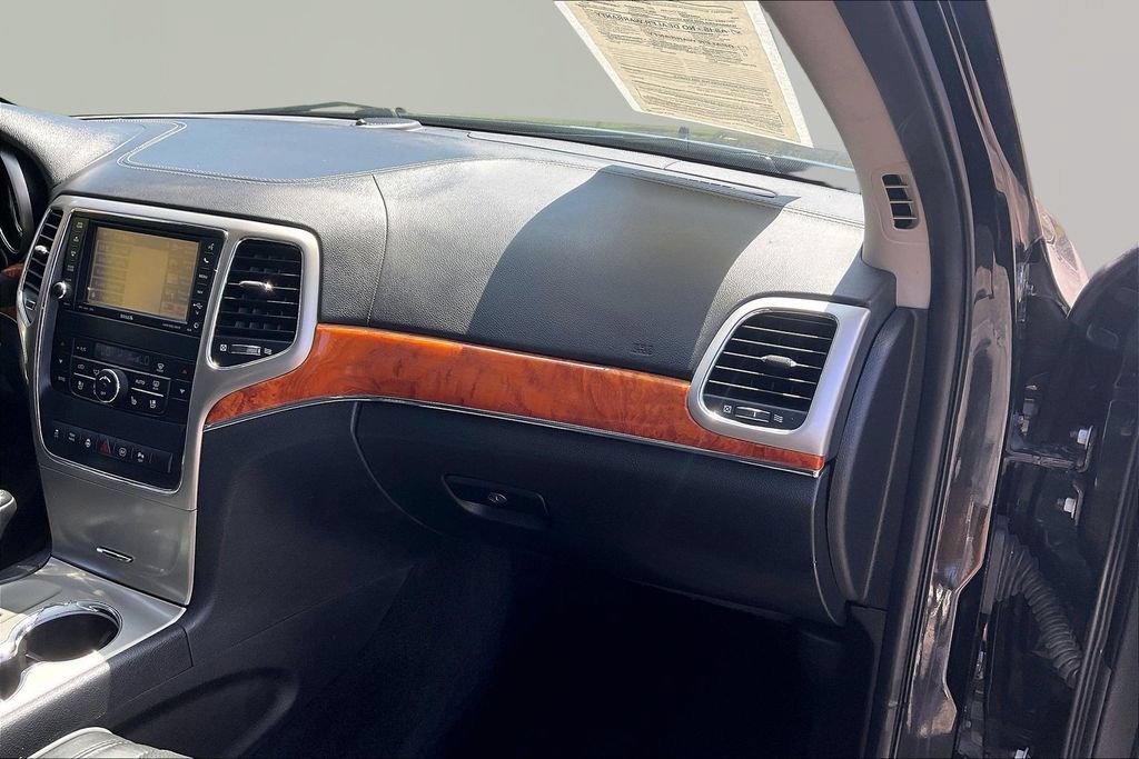 Used 2012 Jeep Grand Cherokee Overland AWD/4WD image 29