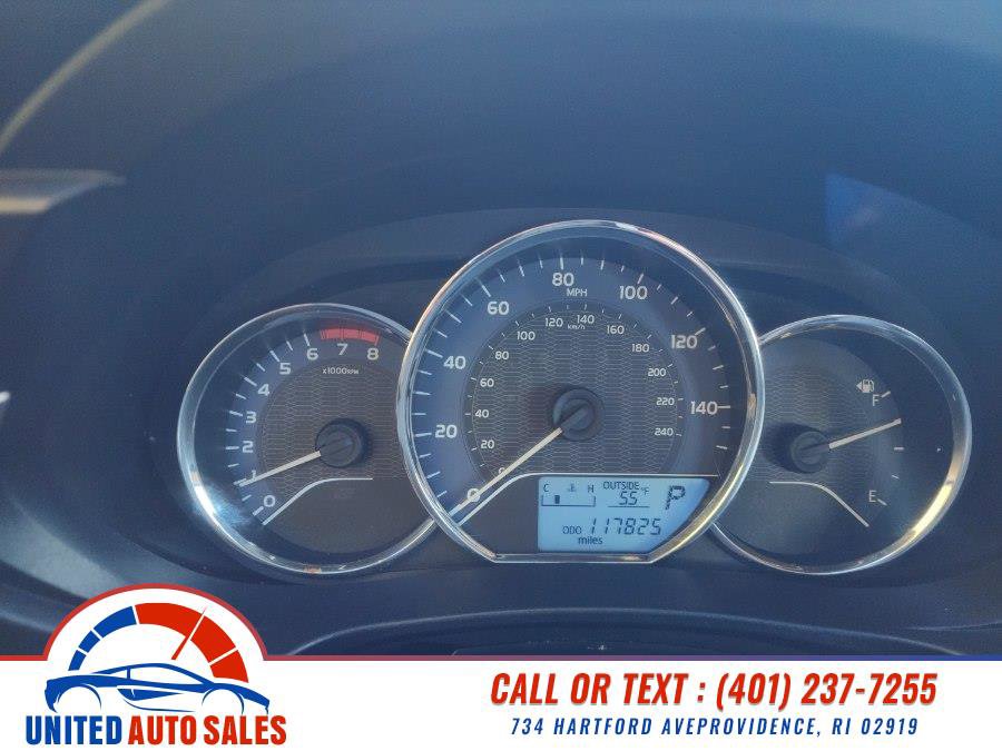 Used 2014 Toyota Corolla LE image 18