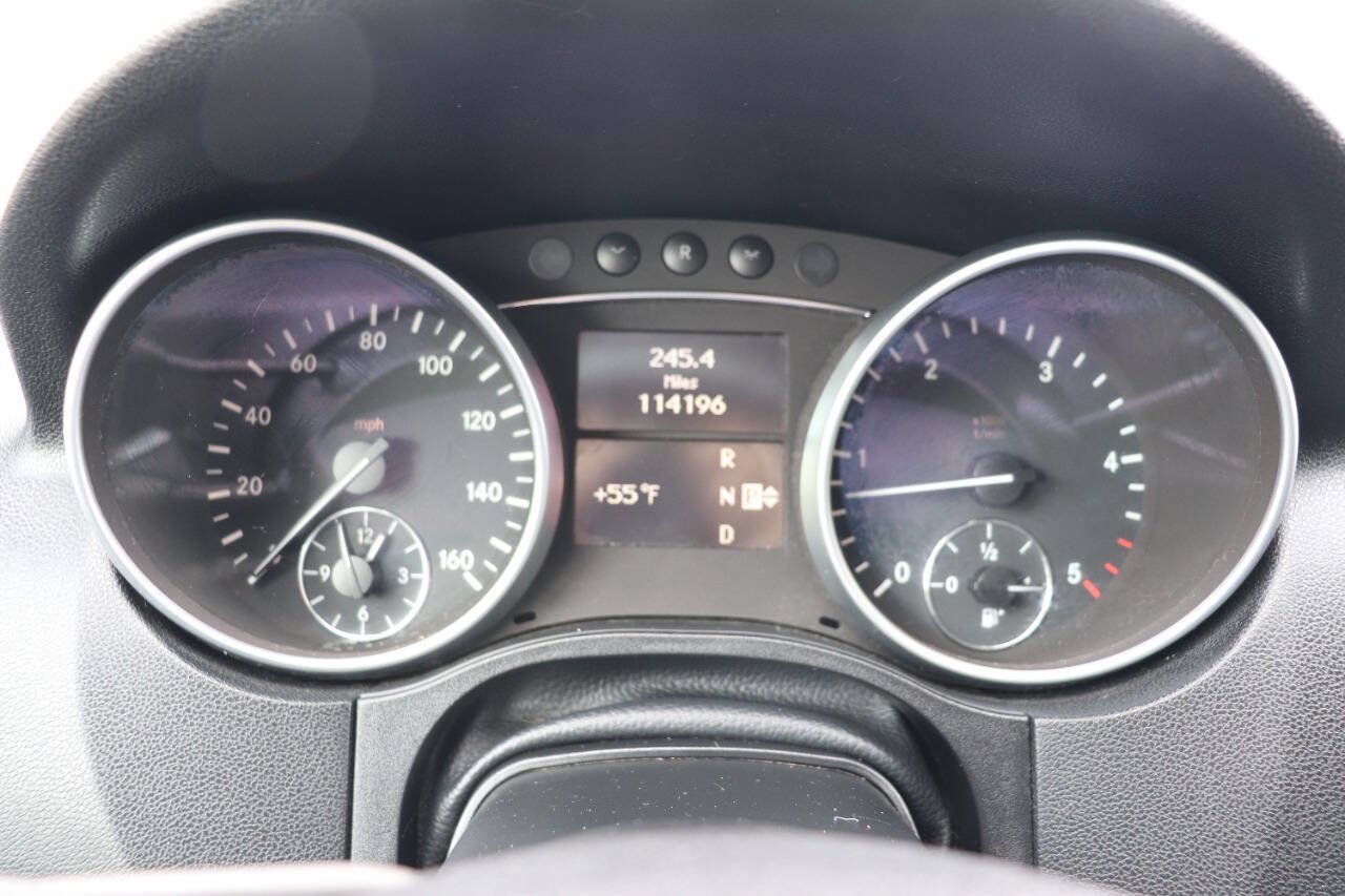 Used 2009 Mercedes-Benz ML 320 BlueTEC 4MATIC image 21
