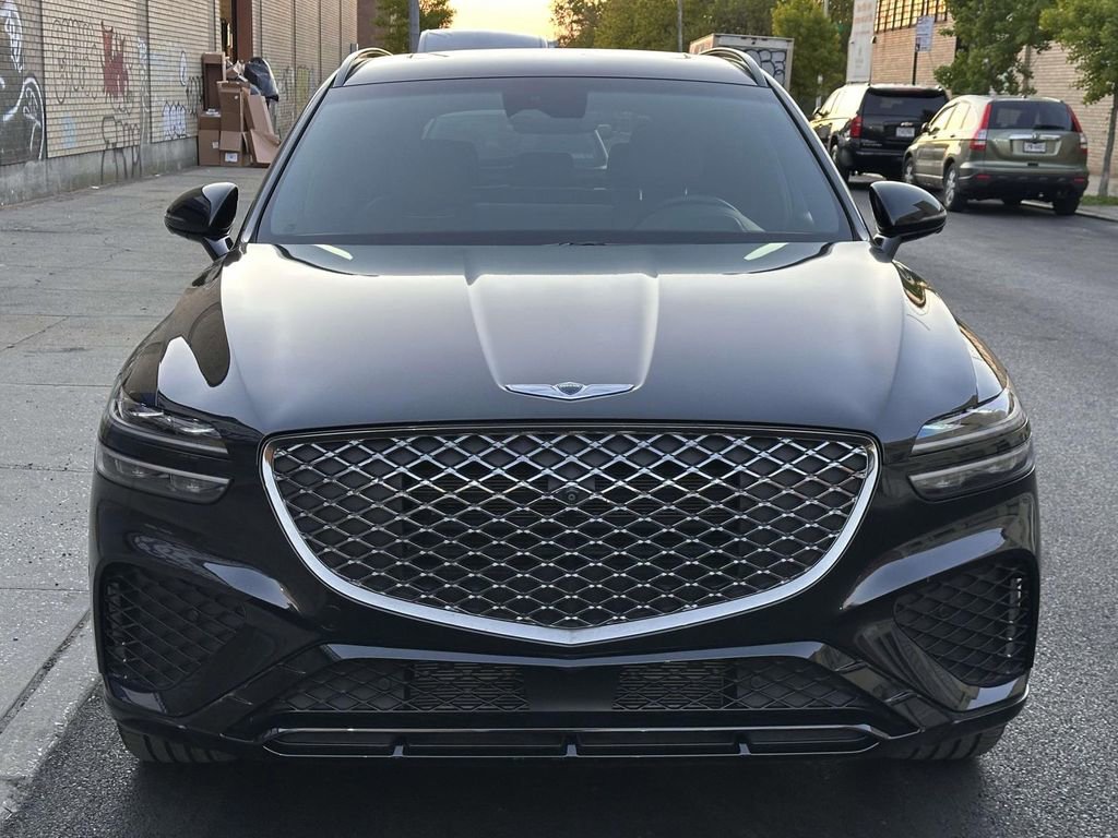 Used 2023 Genesis GV70 3.5T Sport w/ Sport Prestige Package AWD/4WD image 8