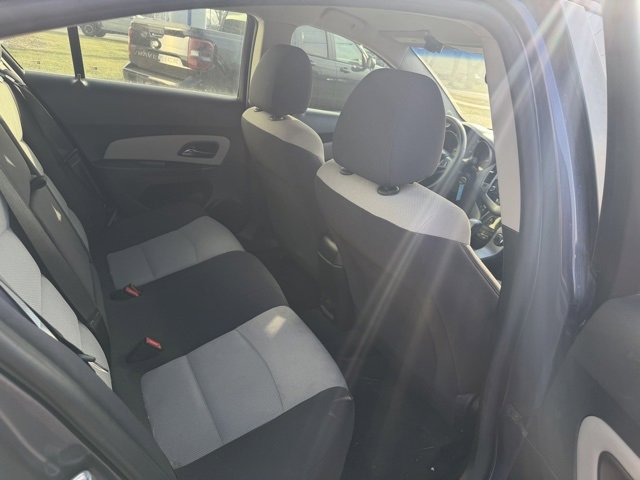 Used 2014 Chevrolet Cruze LS image 13