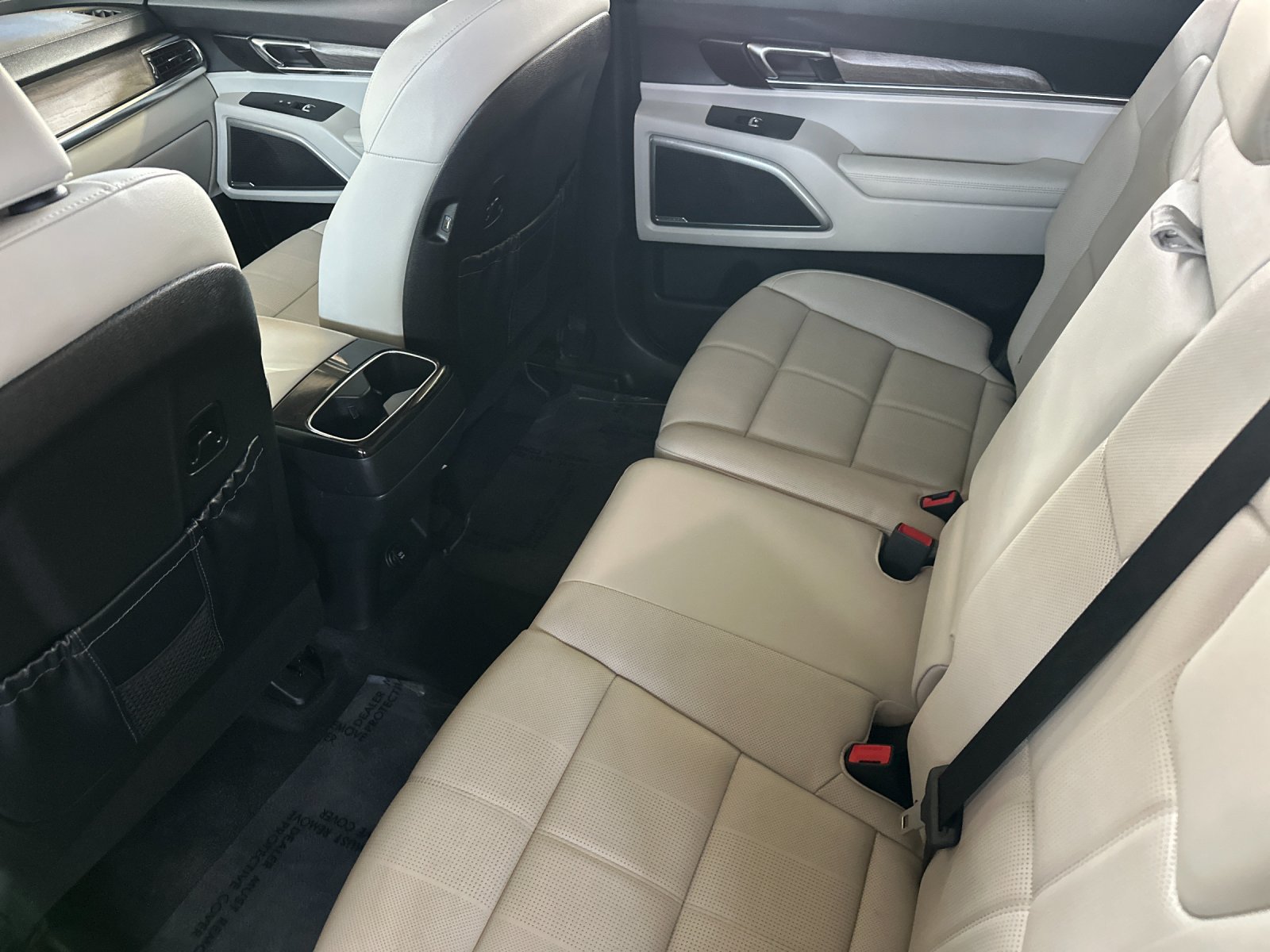 Used 2022 Kia Telluride EX w/ Towing Package AWD/4WD image 14
