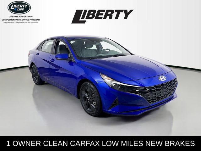 Used 2023 Hyundai Elantra SEL image 1