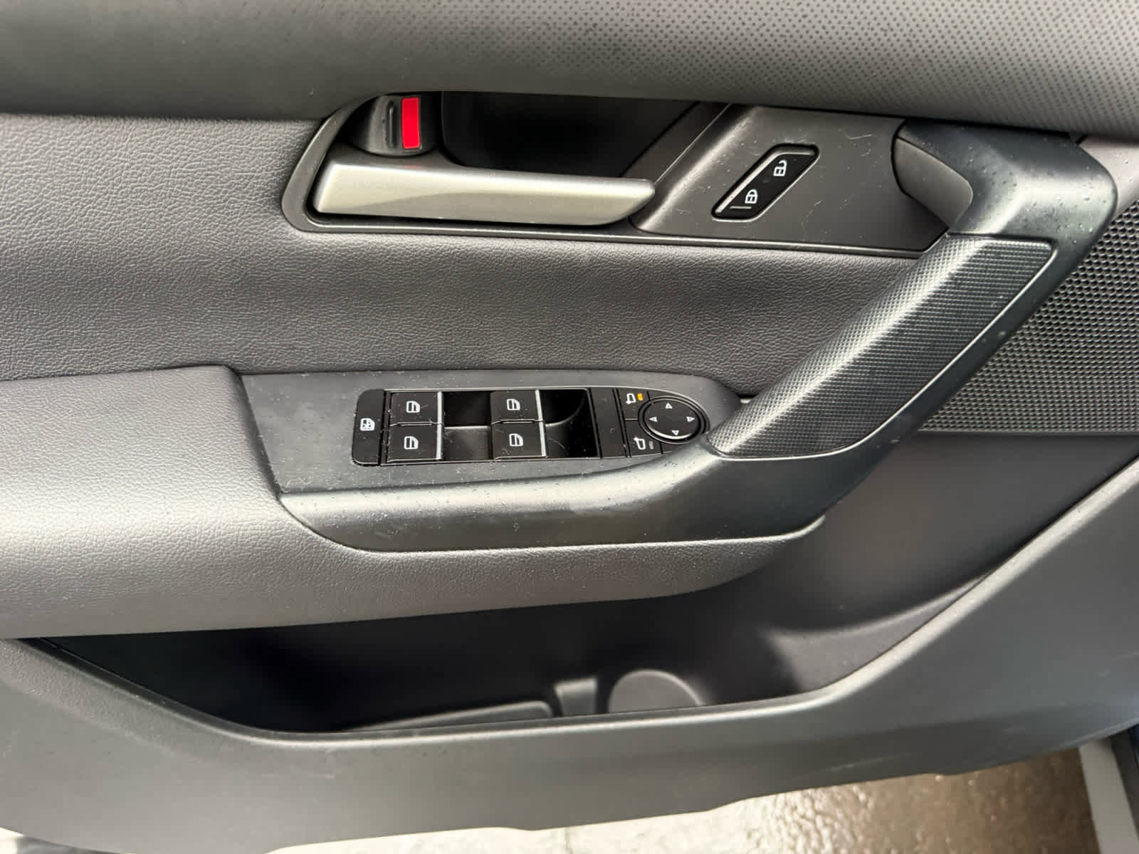 Used 2024 MAZDA CX-50 AWD 2.5 S w/ Preferred Package image 11