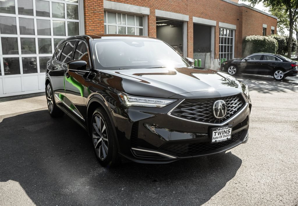 Used 2025 Acura MDX SH-AWD w/ Technology Package image 5