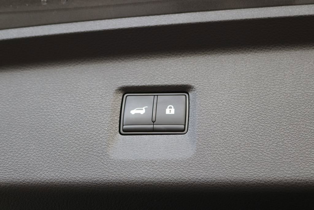 Certified 2025 INFINITI QX60 Luxe image 30