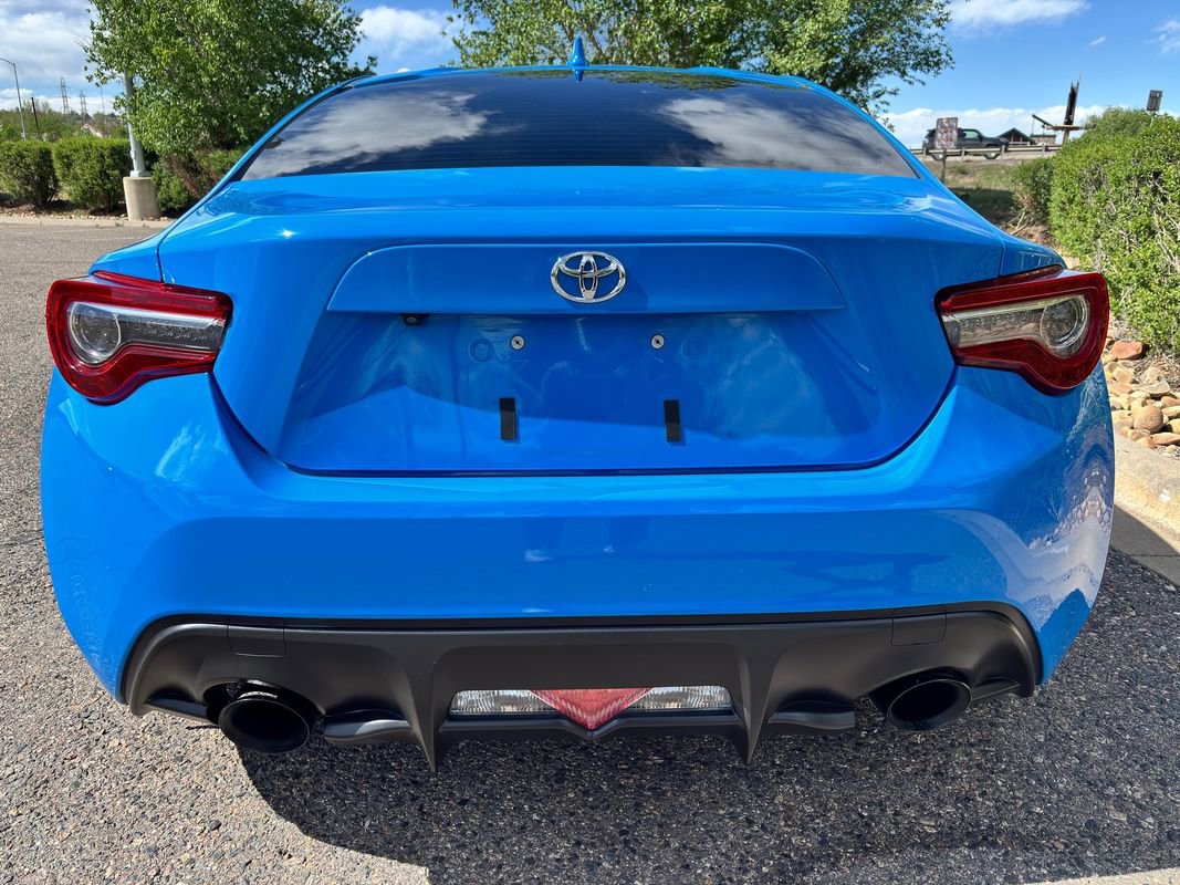 Used 2019 Toyota 86 RWD image 8