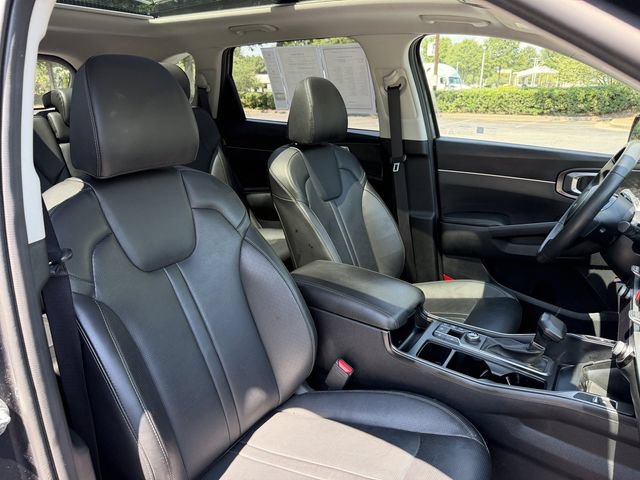 Used 2024 Kia Sorento S w/ Panoramic Sunroof Package FWD image 36