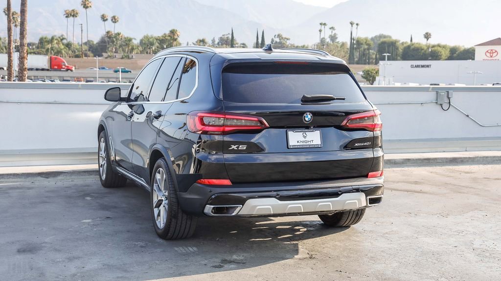 Used 2021 BMW X5 xDrive40i w/ Premium Package image 7