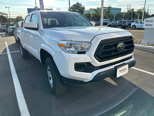 Certified 2023 Toyota Tacoma SR AWD/4WD image 3